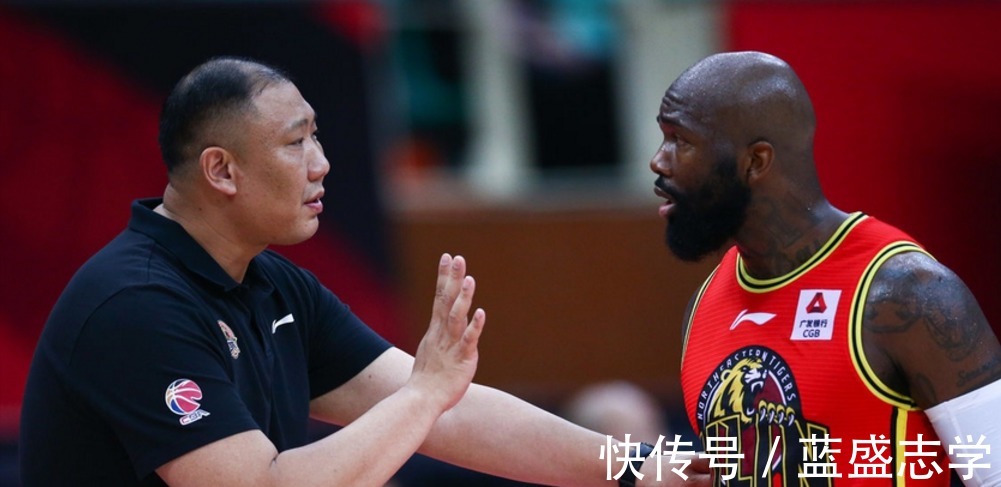 球队|4场100分,篮板数据超姚明,CBA外援太强势引起球迷热议!
