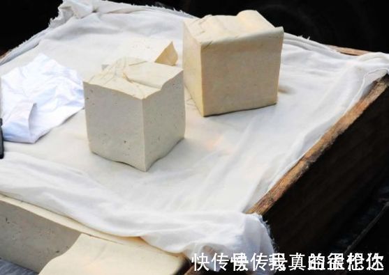 鲫鱼豆腐汤|常吃豆腐对身体好,但有4个禁忌要清楚,小心吃错进医院!