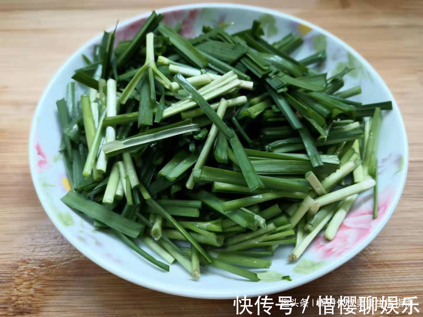 小米椒|秋天最适合女儿吃的菜,隔三差五吃一回,刮油又清肠,体重嗖嗖降