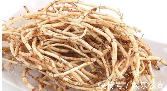 鱼腥草|每天晚上多吃3种食物,排毒养颜、延缓衰老,好处多多!