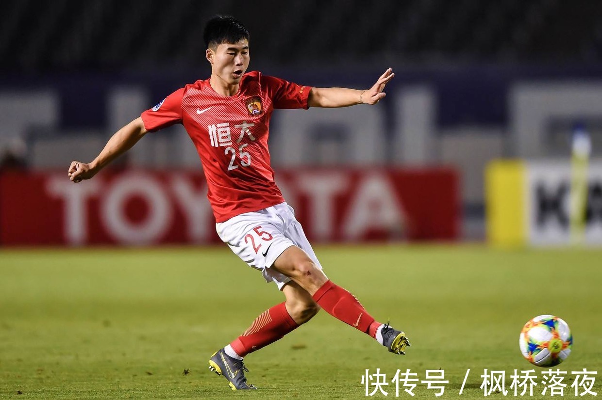 杨帅|又一国脚级别球员加盟升班马！24岁当上中超队长，是保级大利器！