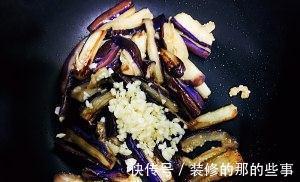 家常素菜菜谱,小炒茄子条,简单美味下饭,比肉好吃,吃不够