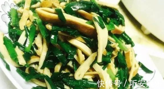 维生素c|吃了20多年韭菜,原来韭菜和它吃,营养功效翻倍!可惜懂的人少