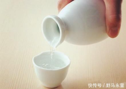 腐竹|痛风的人，真正不能吃的不是豆制品，而是这3物，很多人却忍不住