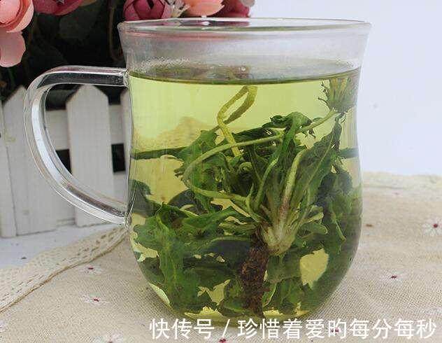 尿酸|痛风遇见“死对头”，喝水时放点它，轻松降尿酸，痛风不复发