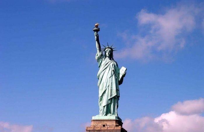 离婚|15岁嫁给徐志摩的她,嫁妆装了1节火车,怀第2个孩子时却被逼离婚