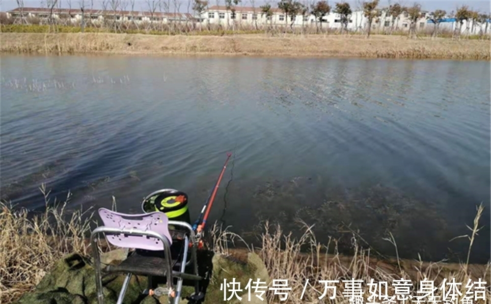 初冬野钓,久坐无鱼咬钩?给你5条建议,冬季大板鲫其实很好钓!