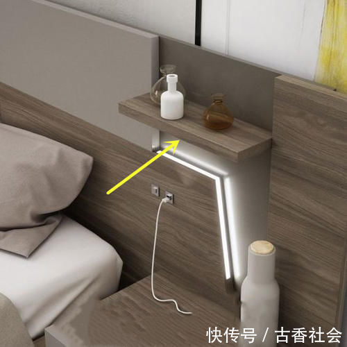 导轨|卧室放两个床头柜太土了,现在床边流行这8种设计,实用又美观!