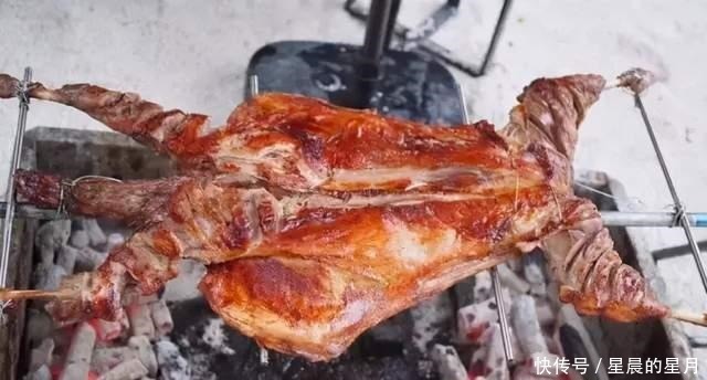 新疆人|新疆美食|看了羊肉的100种吃法,我的眼泪从嘴角流了出来
