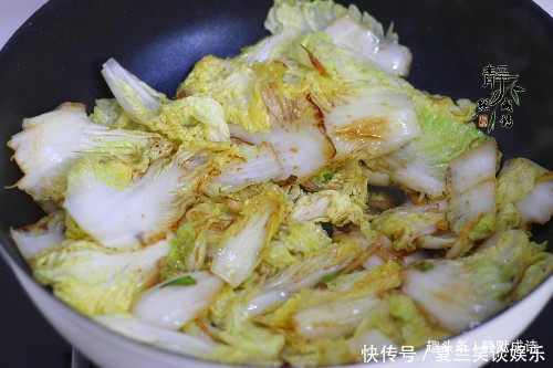 美味|此菜每周必吃,做法简单又美味,清洁肠道还补血,给肉都不换