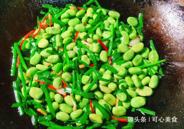 维生素韭菜和此物一起炒,孩子一周吃两此,增强大脑的记忆力,预防近视