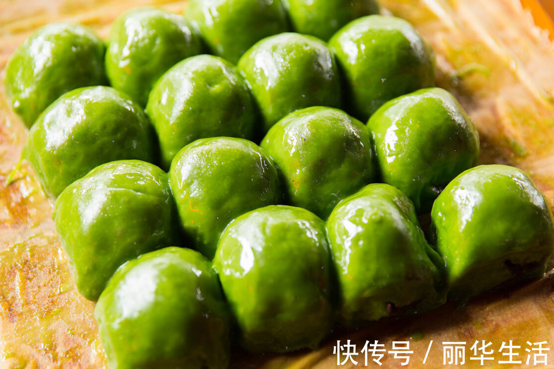 咸蛋黄|想吃青团不用买,教你用艾叶自己做,软糯清香不粘牙,好吃又好做