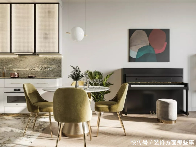 开阔性|120平做二居室客厅居然敢用姜黄色、草绿色家具,但是还挺好看