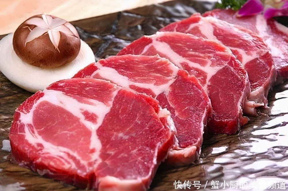  牛排|同样是牛肉，为什么进口的牛肉可以煎牛排？而中国的牛肉却不可以