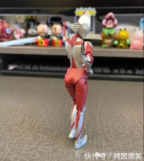 |搞笑段子第二十一弹，“男友走路外八字...”