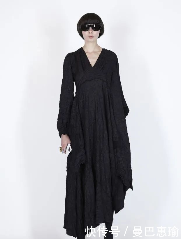 巴黎|Balenciaga 2021春夏|巴黎街头帅气的夜行者