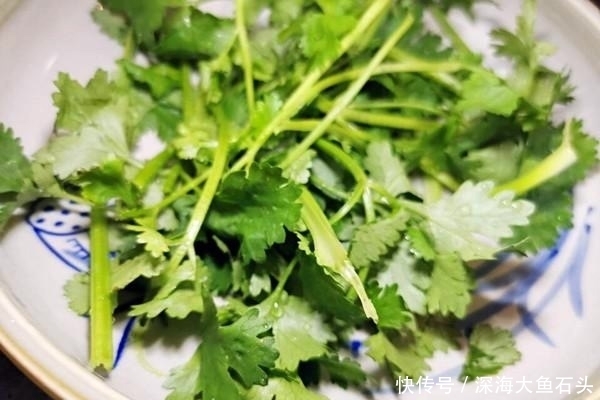 肉丝|土豆炒肉丝？薯条炒肉丝？一样的食材，动了手脚后，老少皆宜