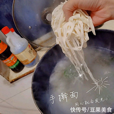 韭菜|韭菜肉丝手擀面的懒人做法一样美味