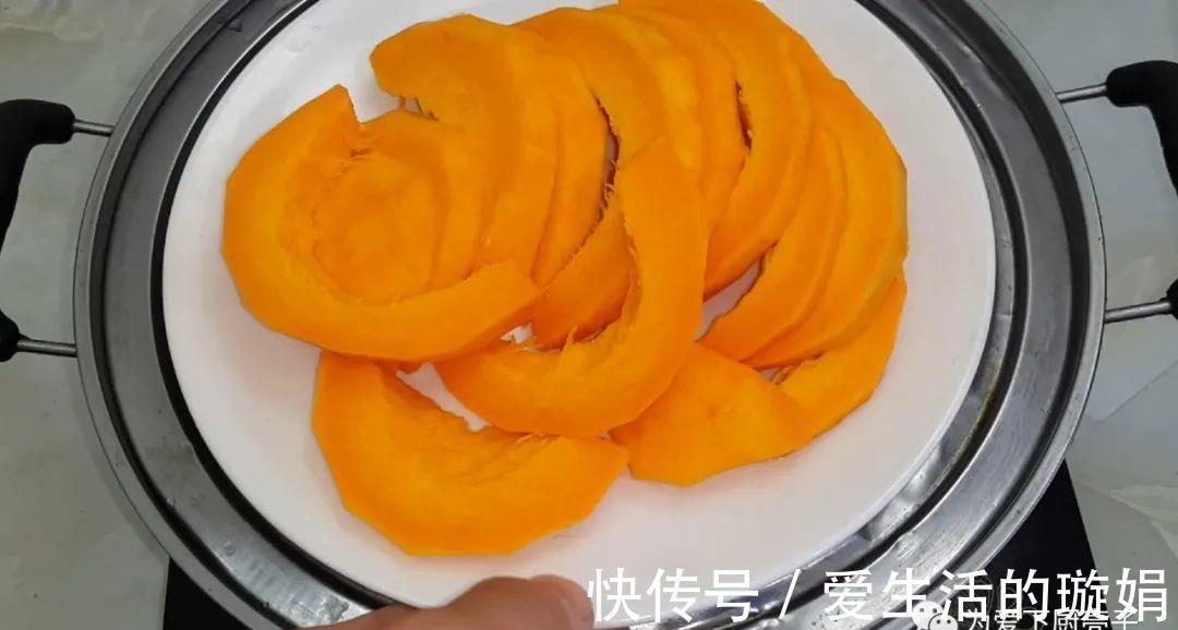 擀杖|南瓜丸子做法,锅里一炸,劲道又拉丝有弹性,出锅全家都抢着吃