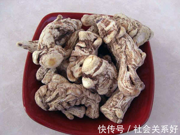 月经期间|医生认为月经刚来，常吃2种菜，常喝2碗汤，子宫毒素悄悄地少