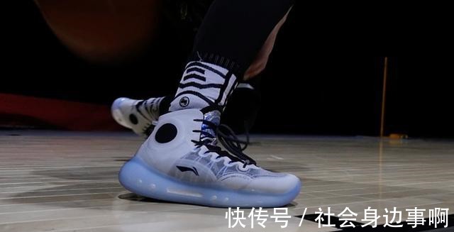 驭帅 除了价格没缺点,TOP1的团队旗舰实战鞋驭帅14有多强!