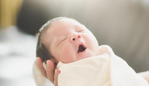 女方|宝宝降生时间有讲究，若在这4个“时间点”出生，说明孩子有福气
