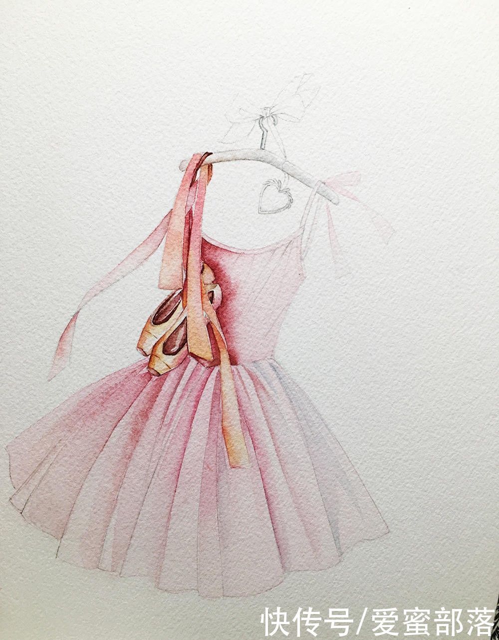 皱褶|好看又适合新手练习的水彩作品,粉色舞裙