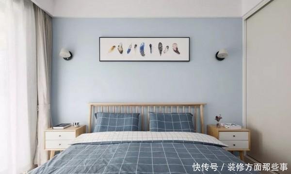 玄关|145平北欧风三居室黑板墙+黄色谷仓门，成了餐厅中一道风景线