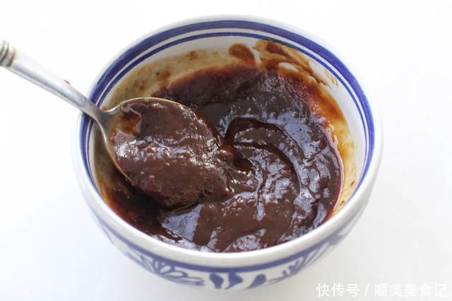 面条|茄子和面条才是绝配,饭菜一锅出,爽滑筋道又入味,不吃撑不罢休