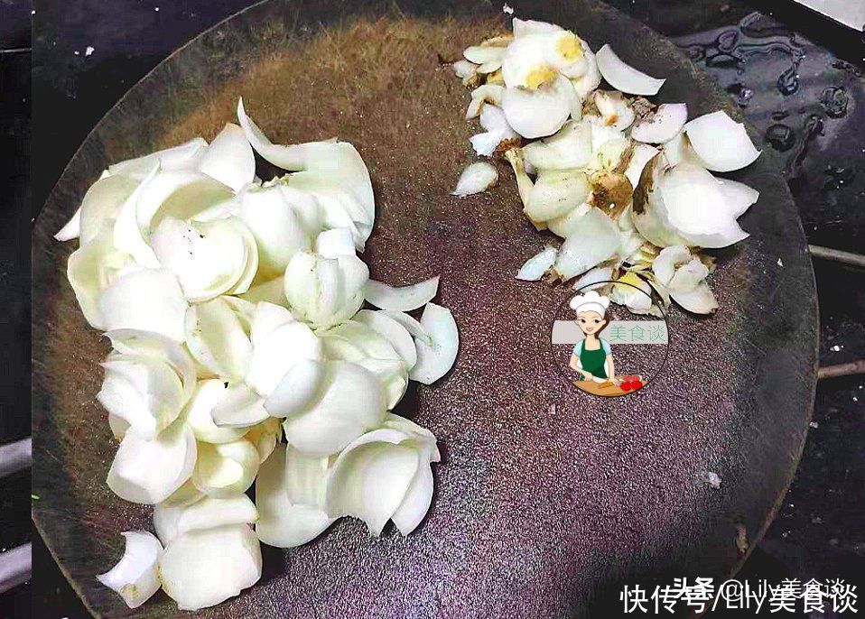 秋天,记得多吃这“一白一绿”,不放肉炒也很香,秋天吃它特养人