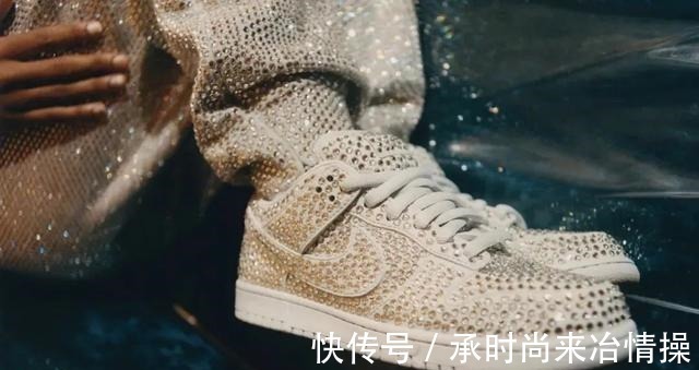 鞋款 今年我买不起的球鞋，竟是 Nike「最没存在感」系列……！