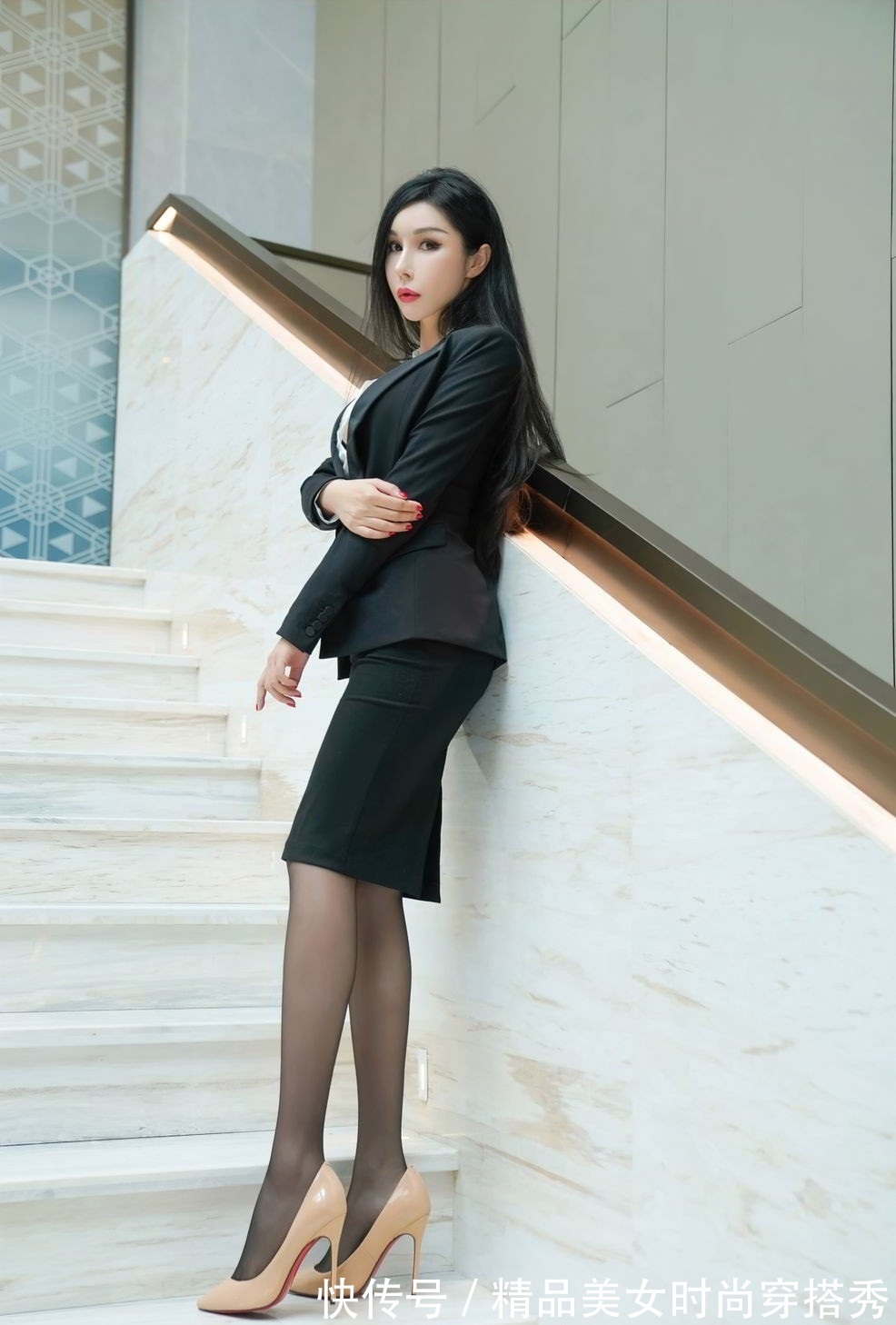 搭配|职场女性如何搭配才能干练又不失成熟的魅力?