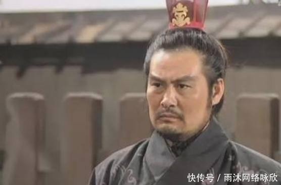 曹操|他的武艺让吕布惊心,手持各80斤的双戟,步战三国第一?