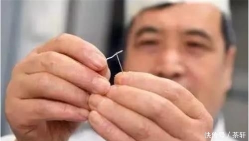 日本|日本厨师将面包切成90片,中国师傅仅用土豆,就让他自愧不如!