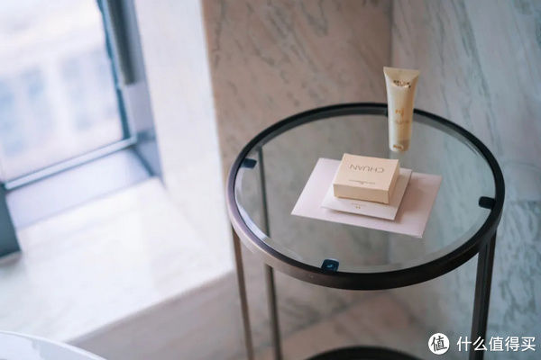 玫瑰|旅行其实很简单 篇九百八十七：入住送粉色玫瑰，整家酒店都是Pink！Pink！Pink！