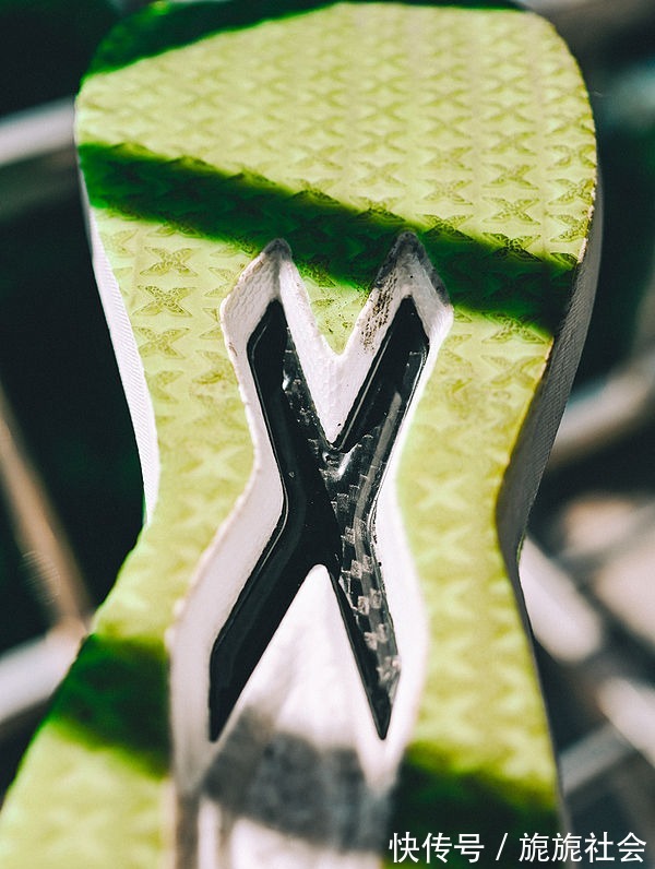 韧弹 缝合怪?还是特立独行——特步300X2.0 跑鞋五公里上脚初体验