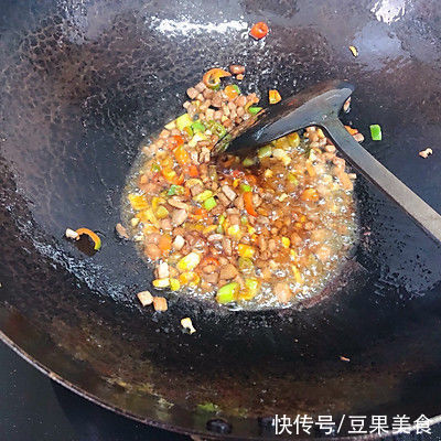 西葫芦|吃了这碗肉末西葫，一口下肚感觉超暖