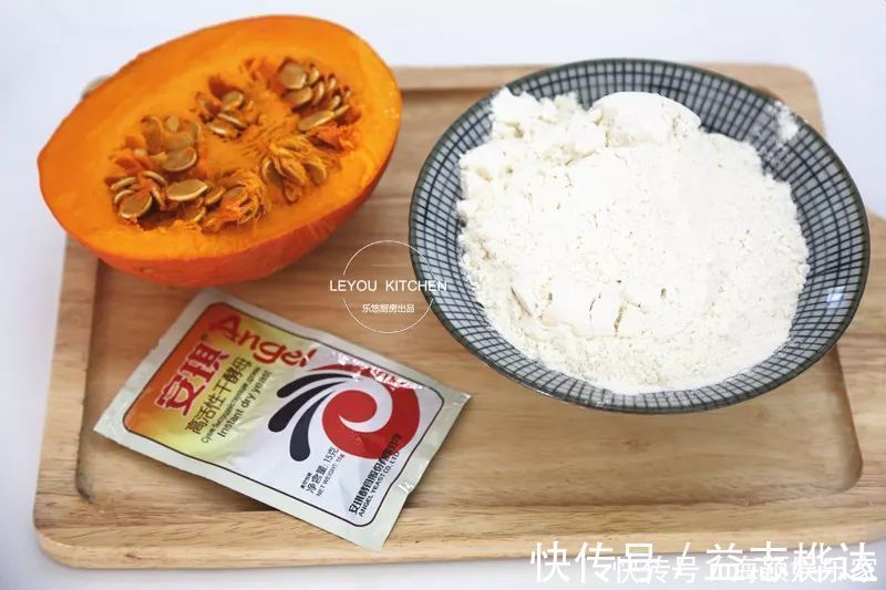 豆沙馅|多捏几下,豆沙包和花一样漂亮,过年端上桌,全家抢着拍照