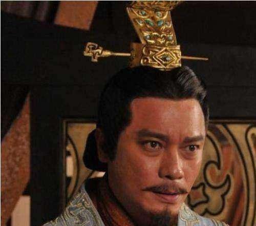  登基|这位太子4年后，即将登基，却为让父亲睡好觉，牺牲了自己的性命！