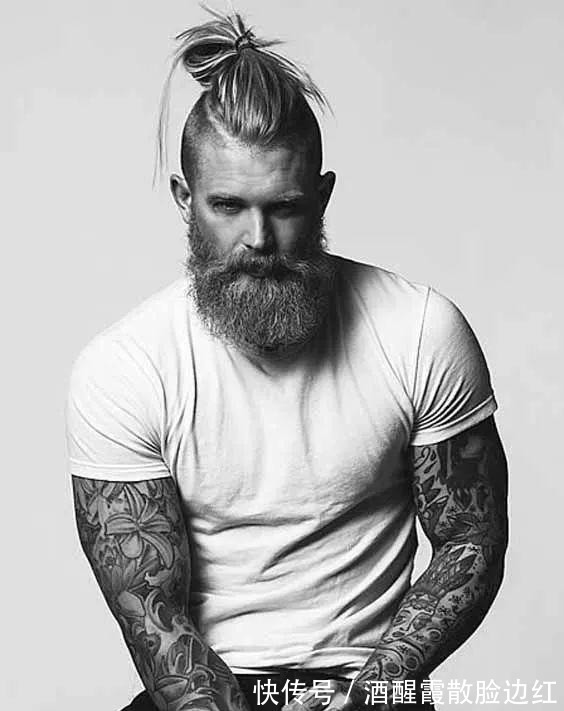 发质 这几款好看的男士发型最合适发质硬又喜欢留长发的你!