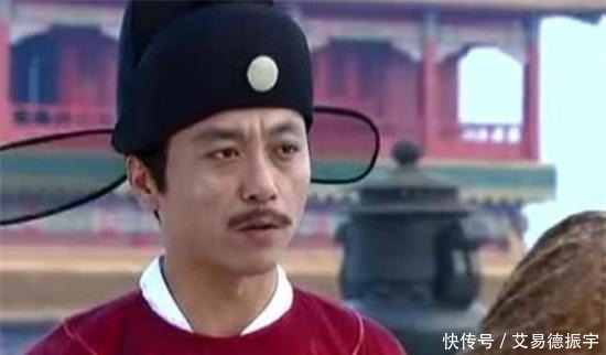 集庆|朱元璋在坟地里说了9个字，年轻人听到后，对朱元璋说：我跟你混