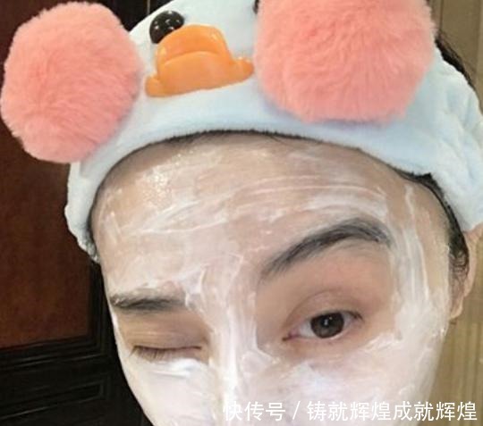 火遍半个娱乐圈的“变态面膜”，18秒被一抢而空，堪称“亚洲邪术”！