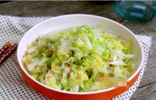 炒圆白菜,加点这料,味道翻倍香,上桌就抢光,全家都爱吃