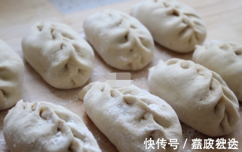 红薯|秘制豆沙包,别再放糖了,加点“它”营养又绵甜,蒸一锅不够吃