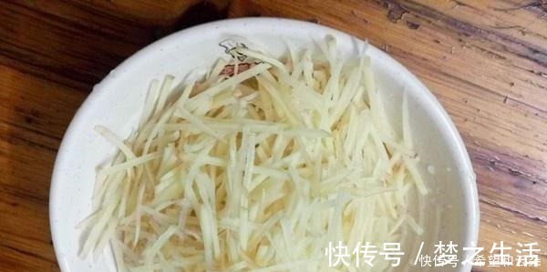 味道|夏天不吃这道菜太可惜了,把水焯一下,拌上一种特别的味道