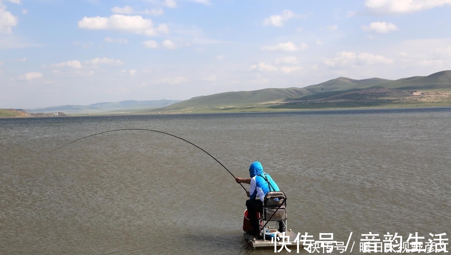 死窝|什么钓鱼会死窝？掌握以下几个技巧，再也不怕钓鱼死窝了