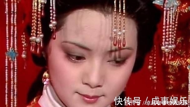 故事|贾宝玉为何给黛玉讲耗子精的故事细琢磨,顿觉阴森刺骨