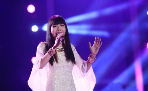 巔峰時刻|悲催“巨星”吳莫愁:從“1.3億出場費”到消失不見,她經(jīng)歷了啥