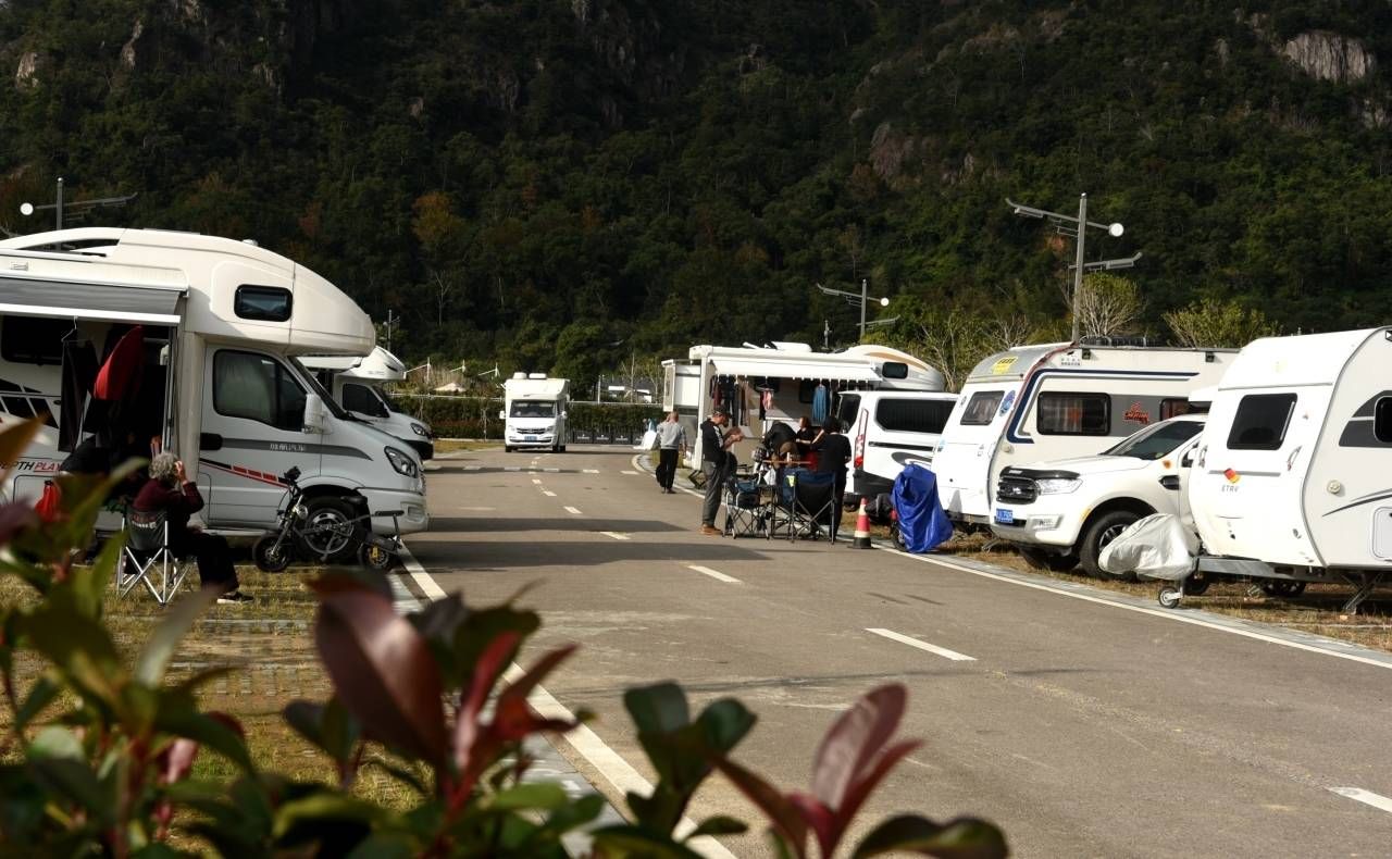 候鸟|开着房车来“过冬” 雁荡山吸引各地“候鸟族”诗意栖息