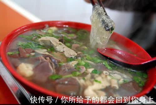 鸭血|不论男女,早上空腹吃碗他,相当于跑步1小时,赘肉逐渐消失!